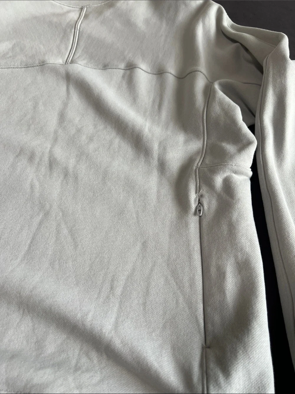 lululemon athletica Light Gray Crewneck Sweatshirt with Chest Logo